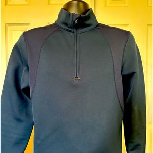 GoLite Pullover
Size L
Very Warm
Navy
New Condition
